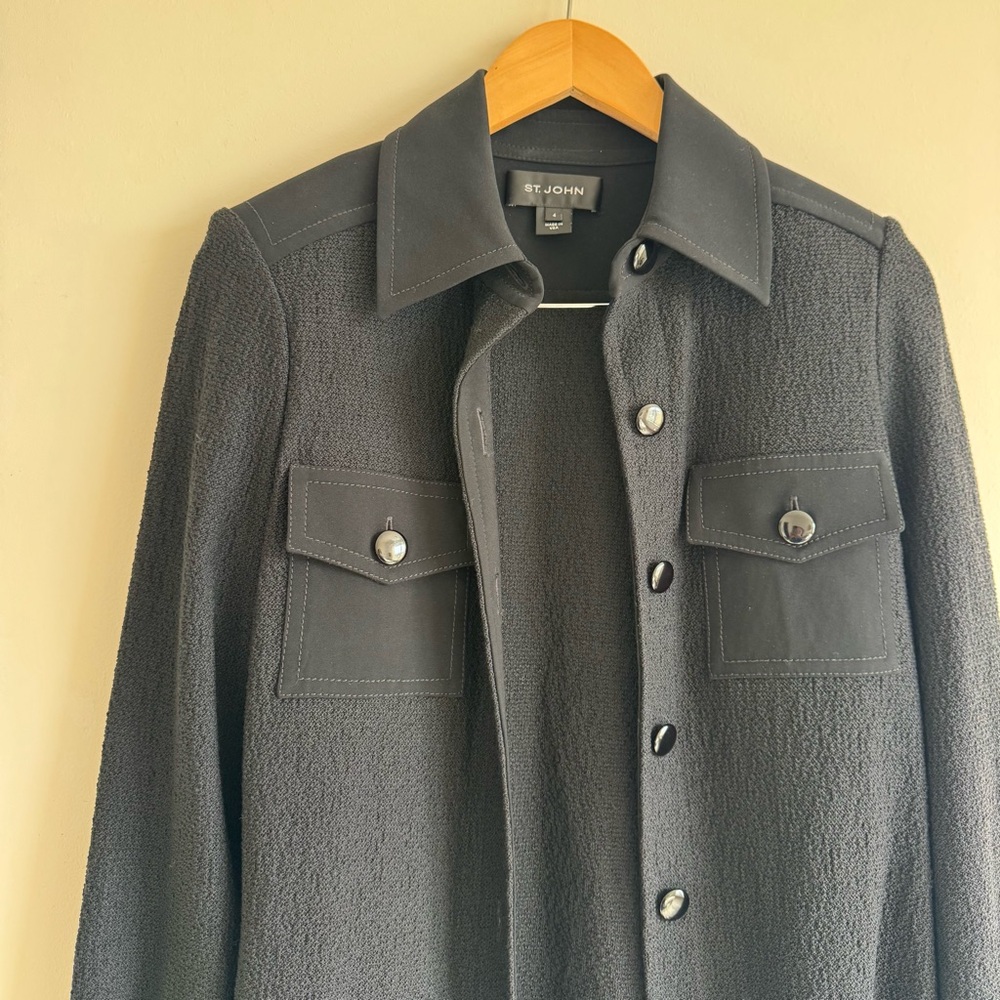 St. John Collection | Black Bouclé Knit Jacket ~ US 4 - Picture 7 of 10